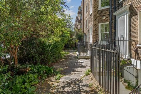 Lambeth Road London SE1 7DF